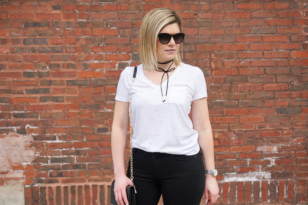 Bow choker with white tee and black jeans