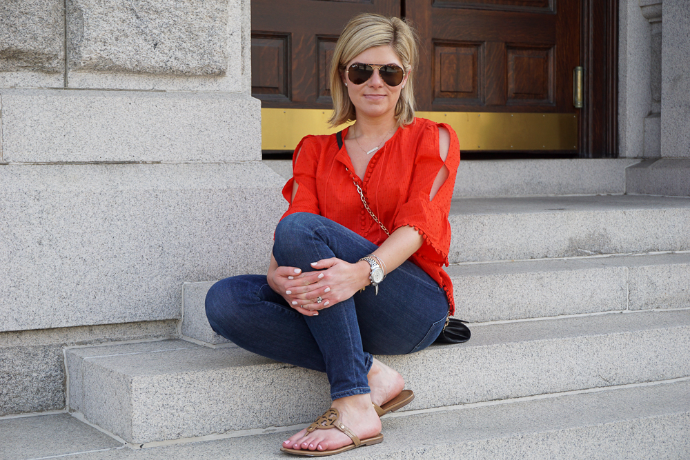 The Cutest Red Top Paired with my Favorite Sandals // Cashmere & Jeans // Chicago, IL