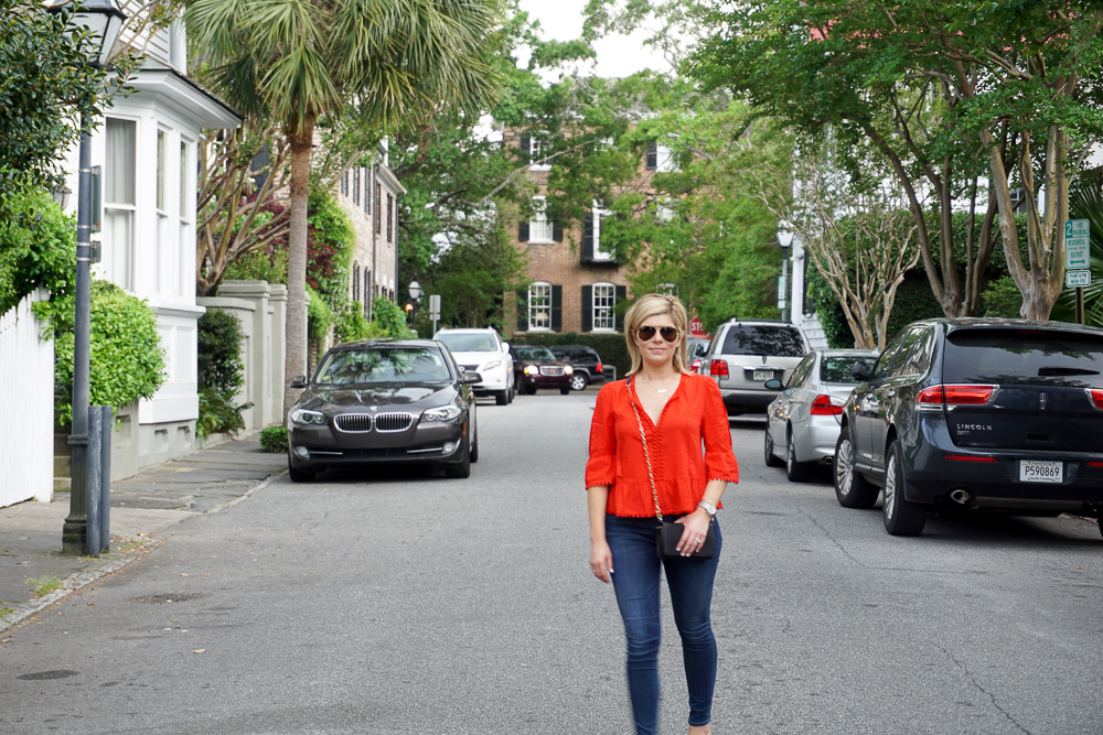 The Cutest Red Top Paired with my Favorite Sandals // Cashmere & Jeans // Chicago, IL