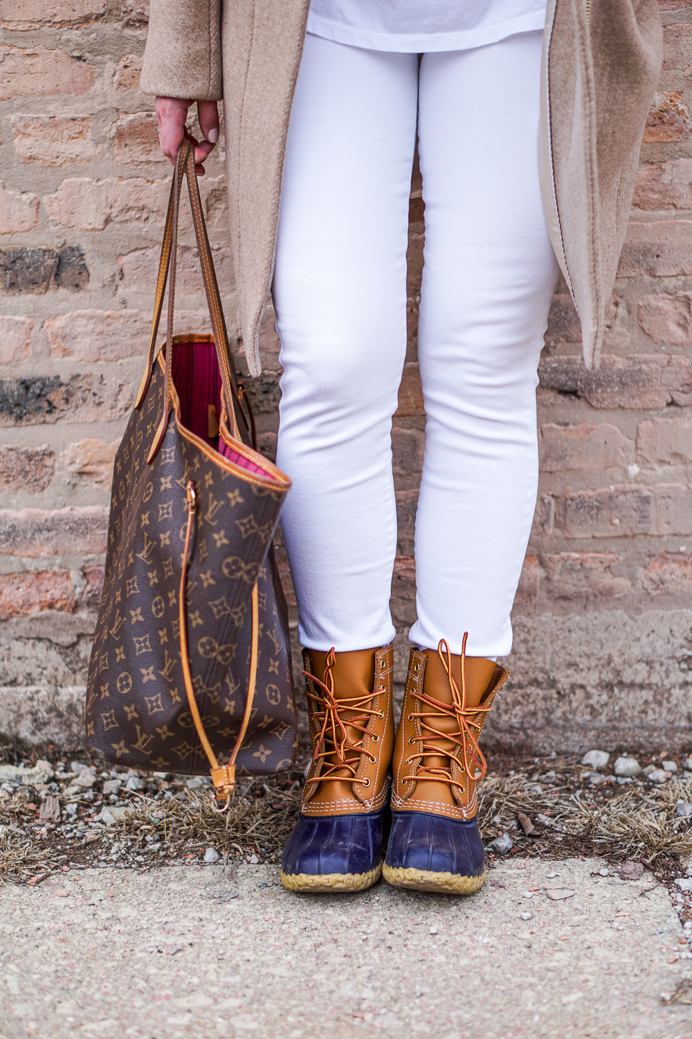 white jeans and duck boots