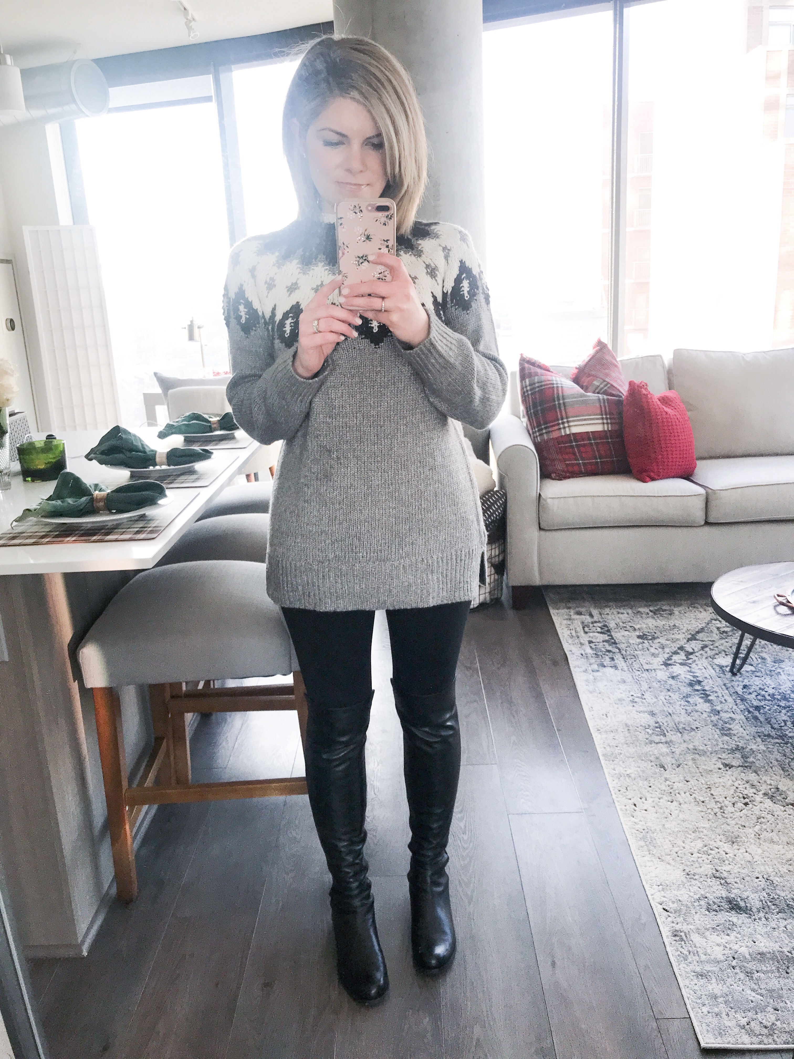 Sweater and leggings outfit inspiration 