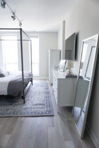 king size master bedroom