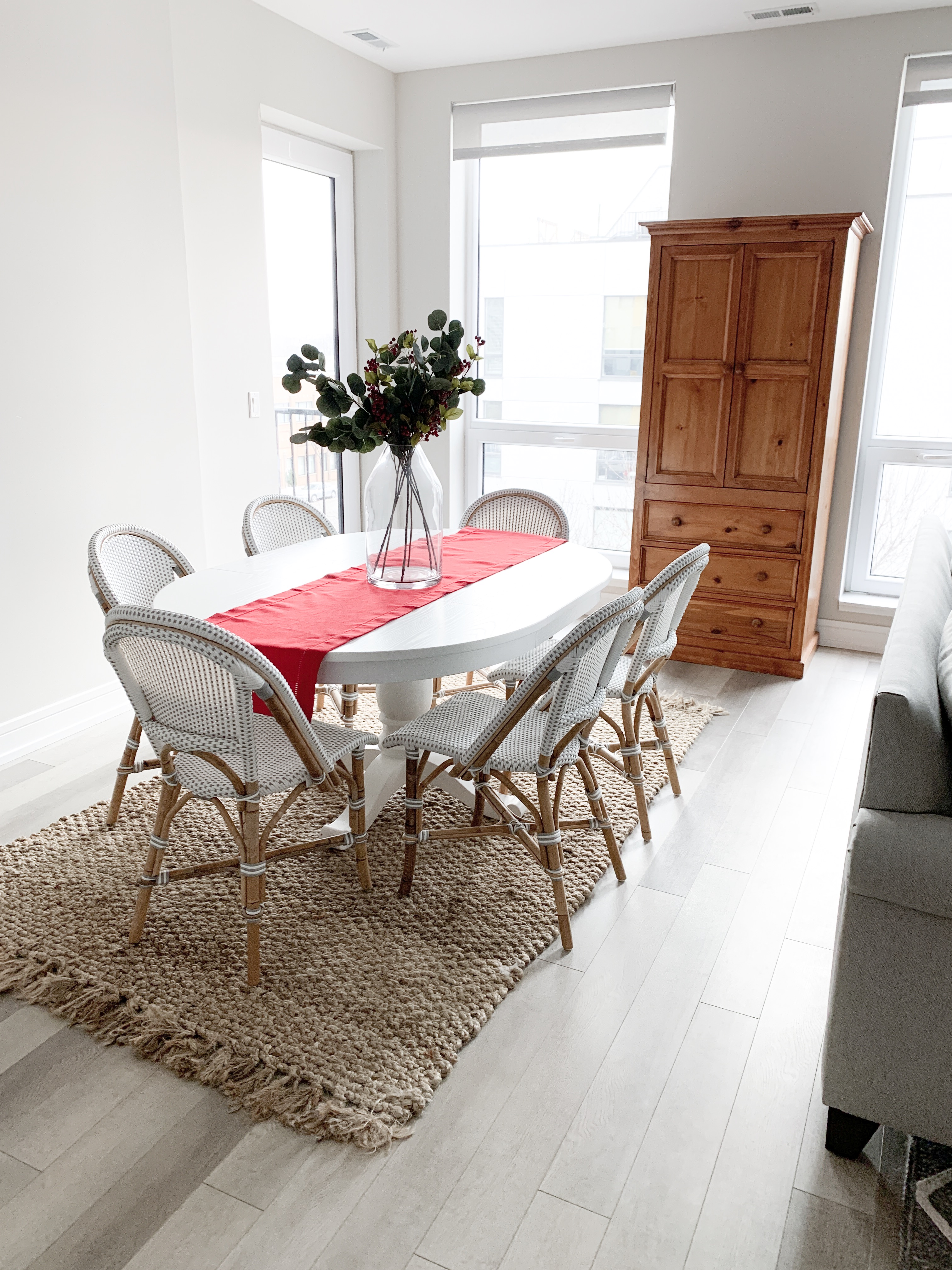 Christmas dining room table